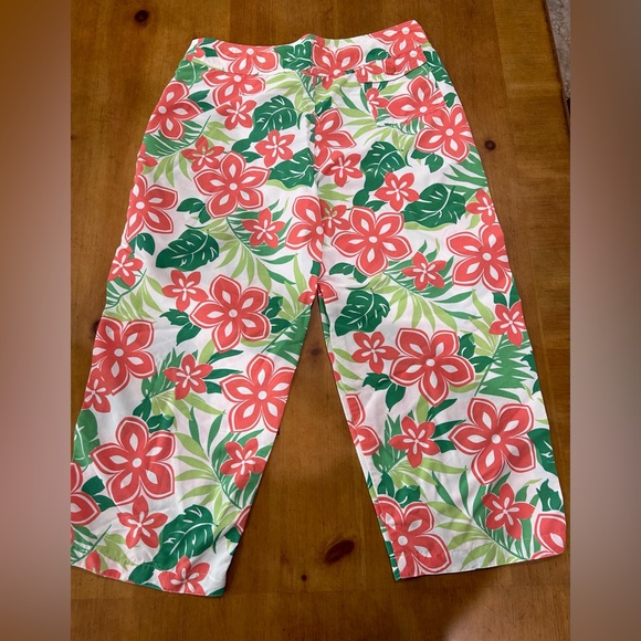 LL Bean Cropped Tropical Print Pants - Picture 2 of 6